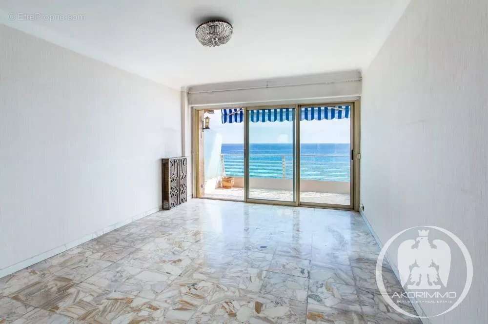 Appartement à MENTON