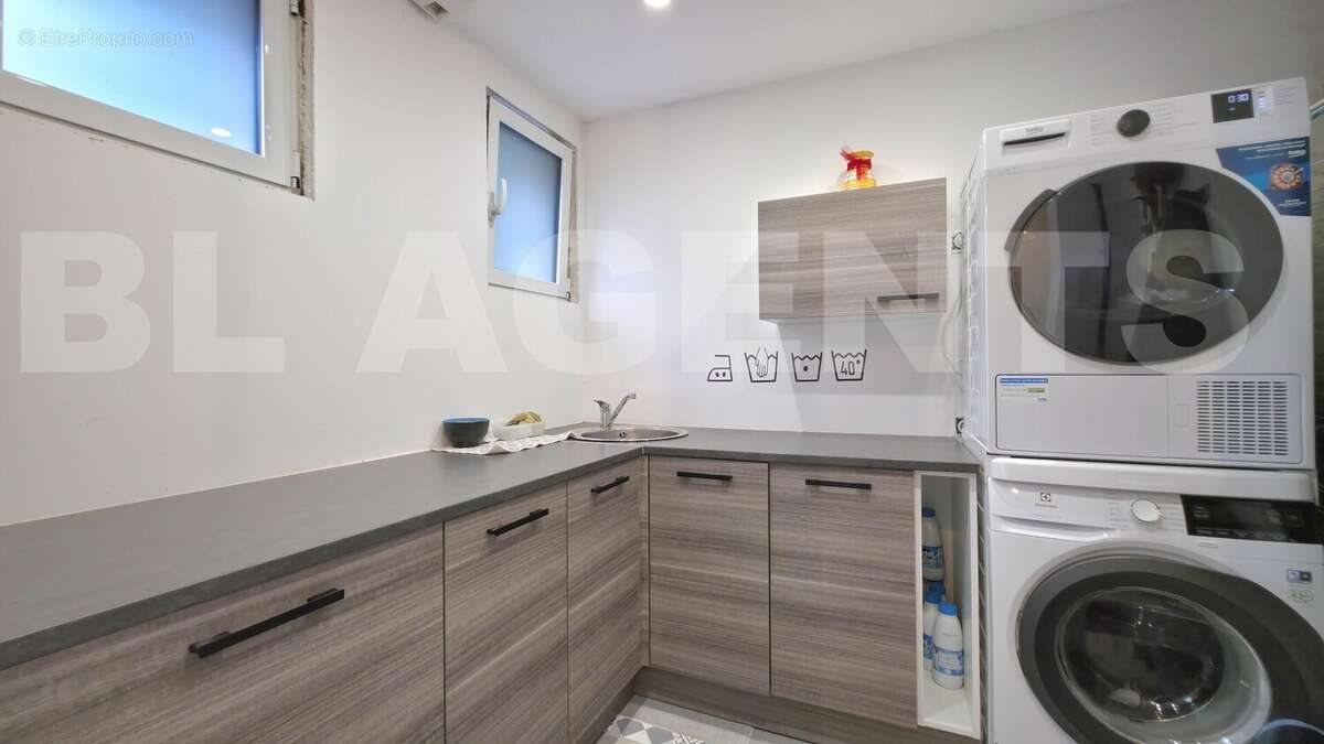 20251103_102417 - Maison à YVRE-LE-POLIN