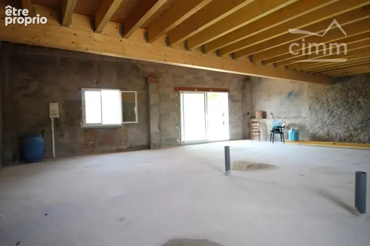 A vendre maison hors d'eau hors d'air au milieu de la nature avec un hangar - photo 4