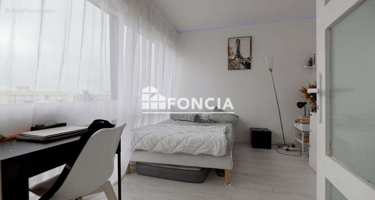 Appartement à RIS-ORANGIS