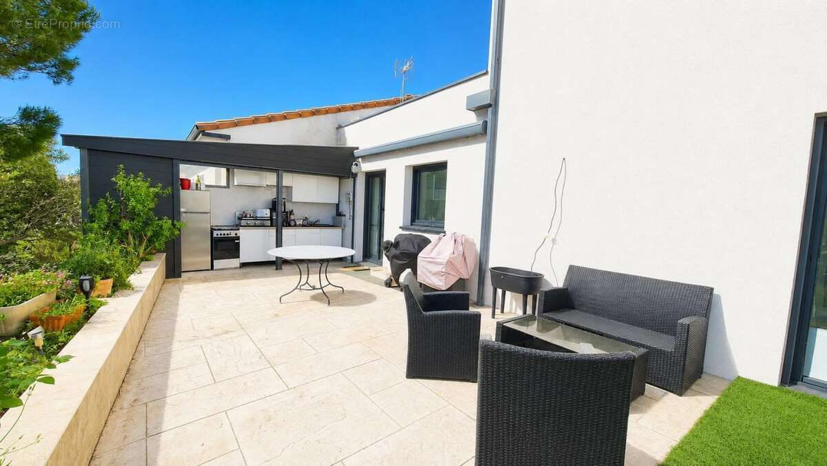 Maison à MEZE