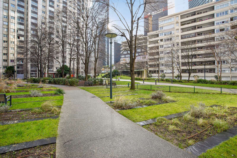 Appartement à COURBEVOIE