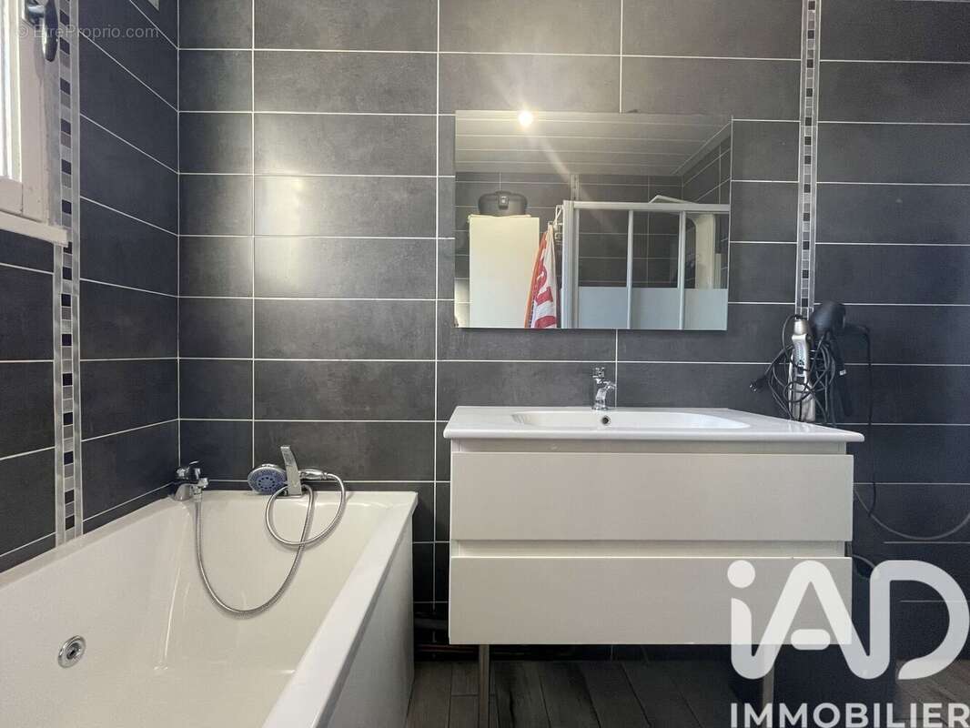 Photo 7 - Maison à CHIRENS