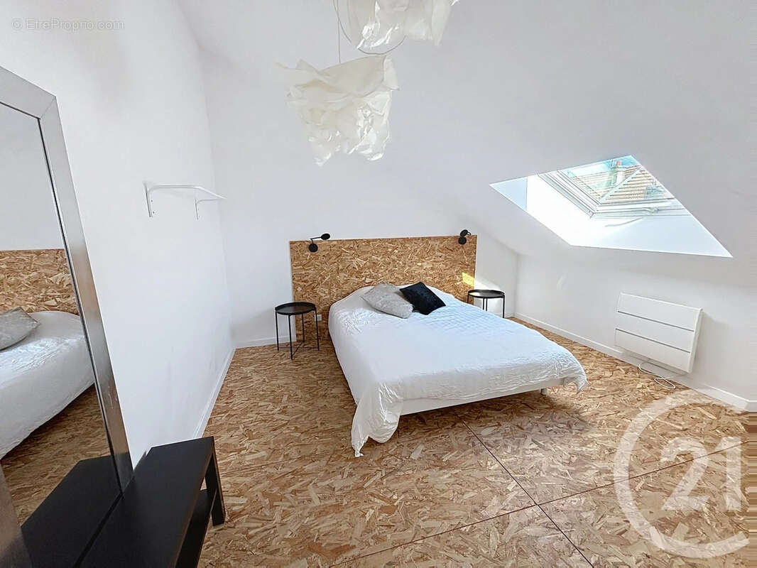 Maison 197 m² à Magenta  - photo 16