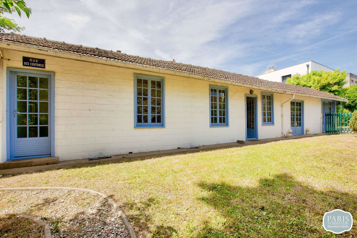 Maison à ISSY-LES-MOULINEAUX