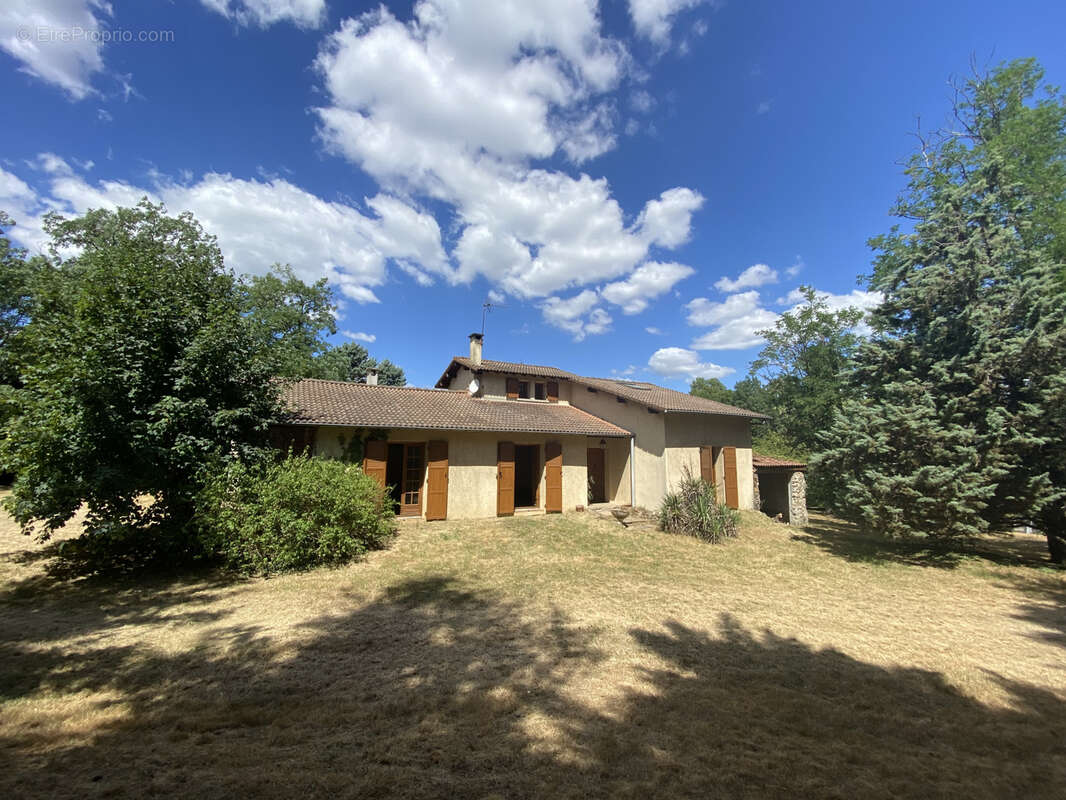 5 MN ANNONAY, maison de 128m2 sur un terrain de 3141m2 - photo 2