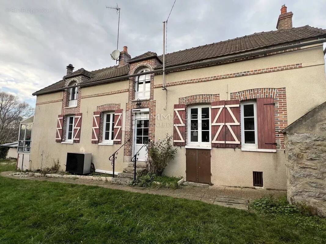 Maison à NOGENT-SUR-SEINE