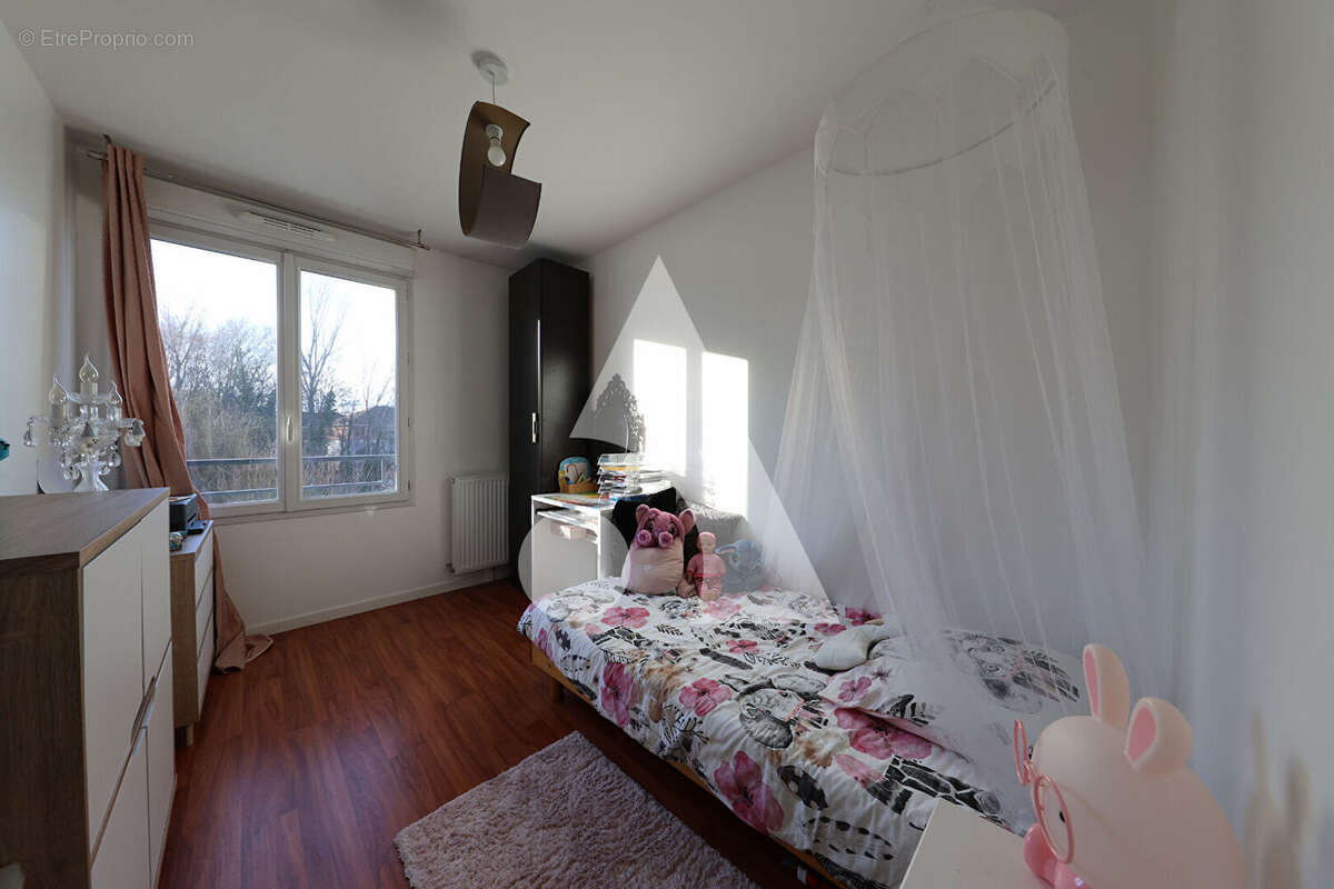 Appartement à CORBEIL-ESSONNES