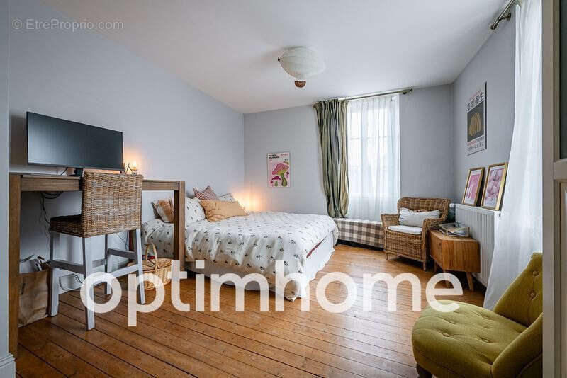 Maison à MORET-SUR-LOING