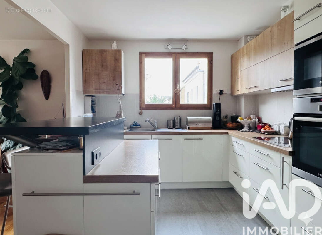 Photo 6 - Appartement à RUEIL-MALMAISON