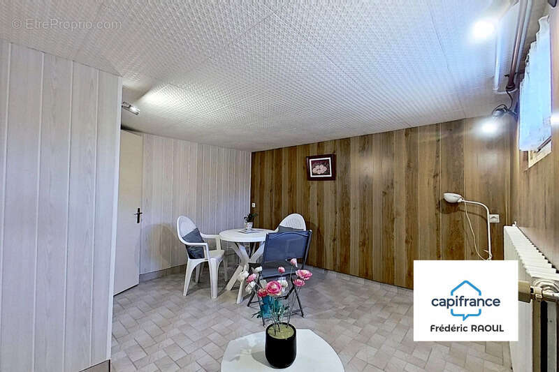 Maison à IS-SUR-TILLE