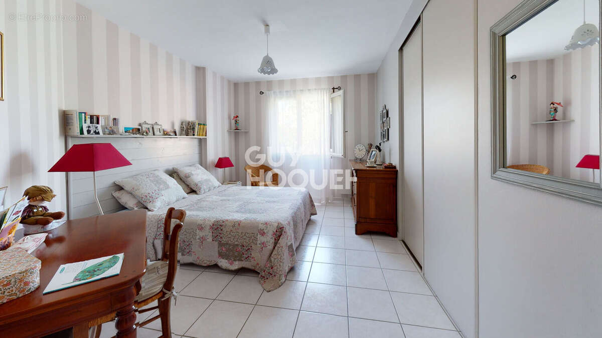 Labarthe-sur-Lèze - Maison d'architecte de 161 m2 sur une parcelle de 950 m2 - photo 9
