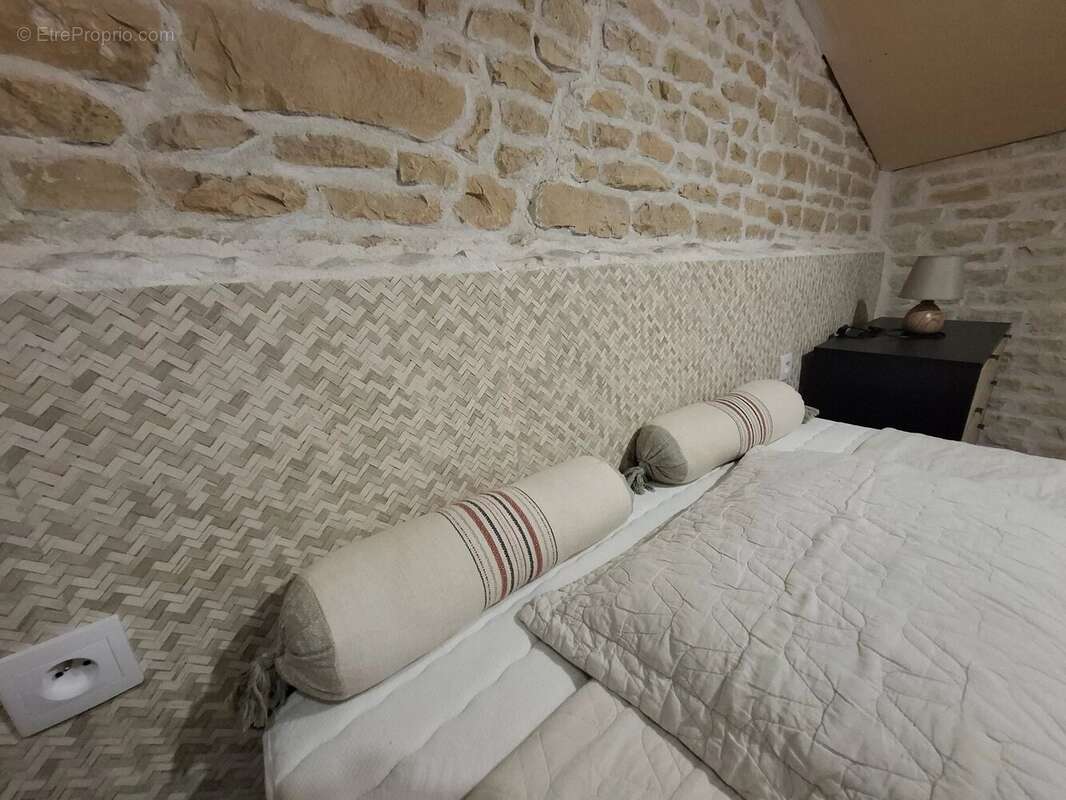 Maison à PAIZAY-LE-CHAPT