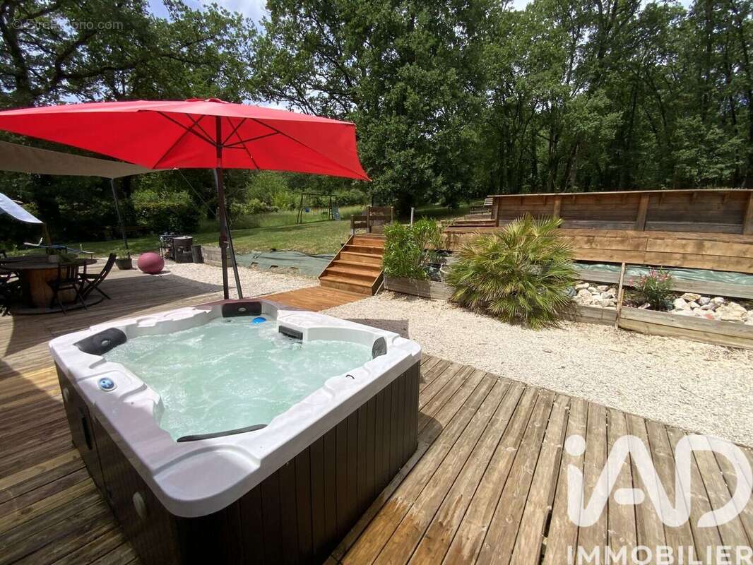 Maison 165 m² à Bouloc  - photo 3