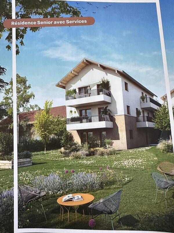 Appartement à COLLONGES-SOUS-SALEVE