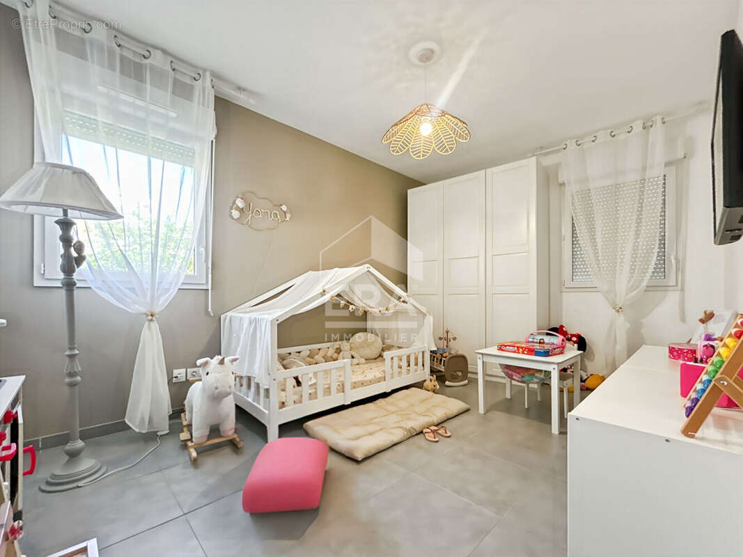 Appartement à MARSEILLE-14E