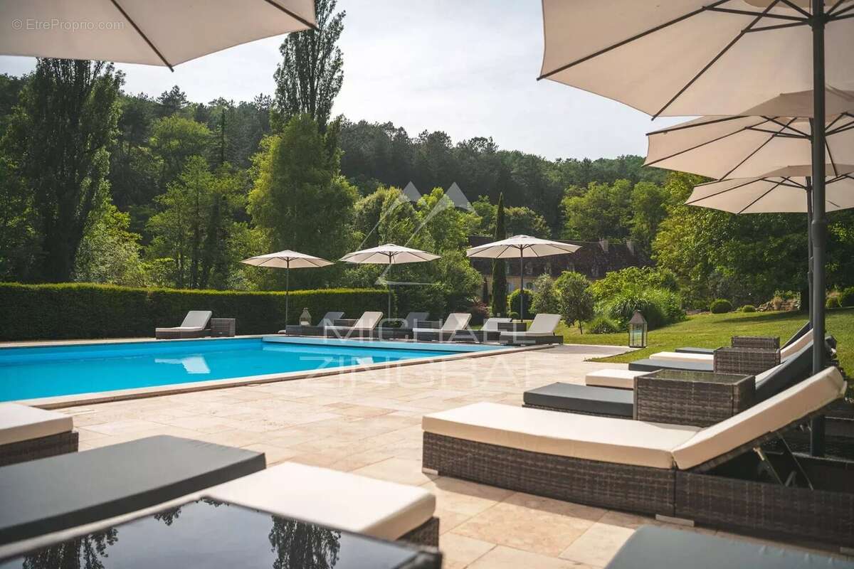 Maison à MAUZENS-ET-MIREMONT