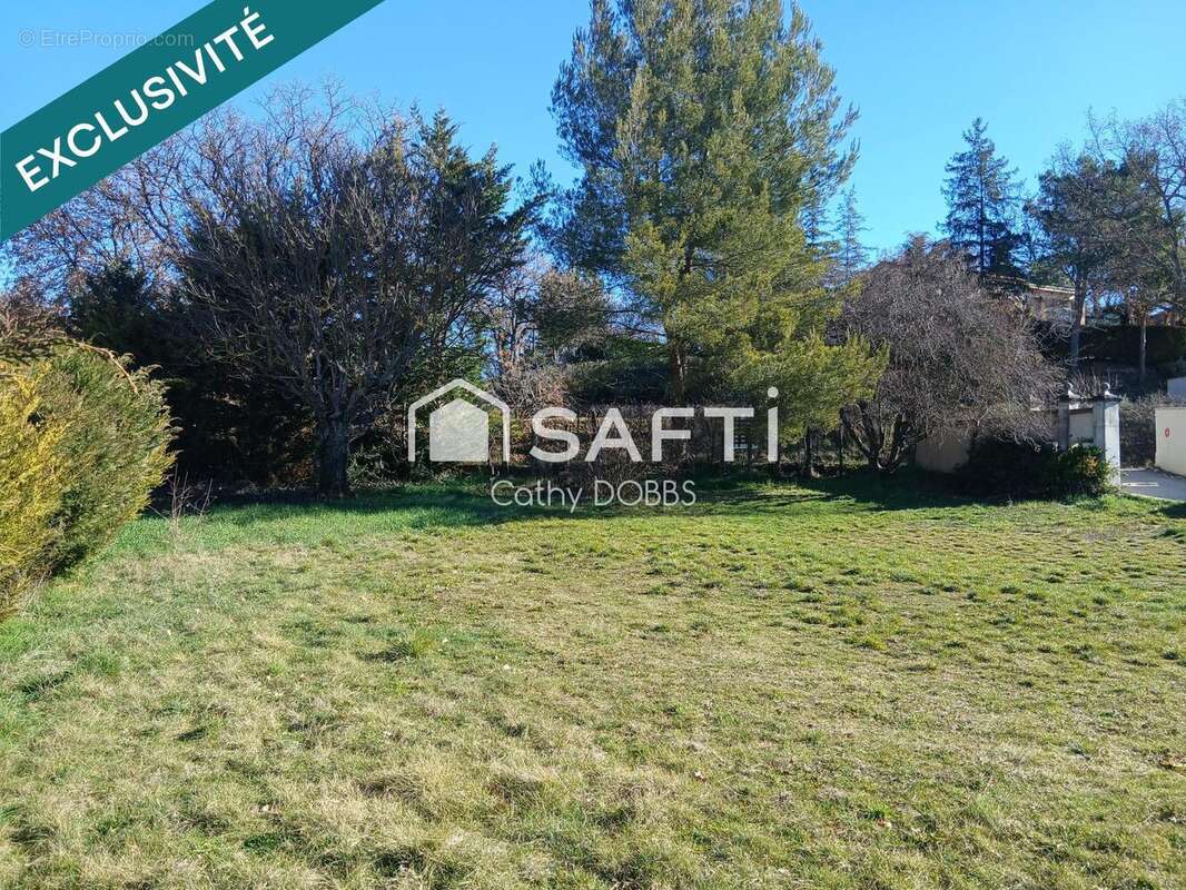 Terrain 755 m² à Montagnac-Montpezat  - photo 4
