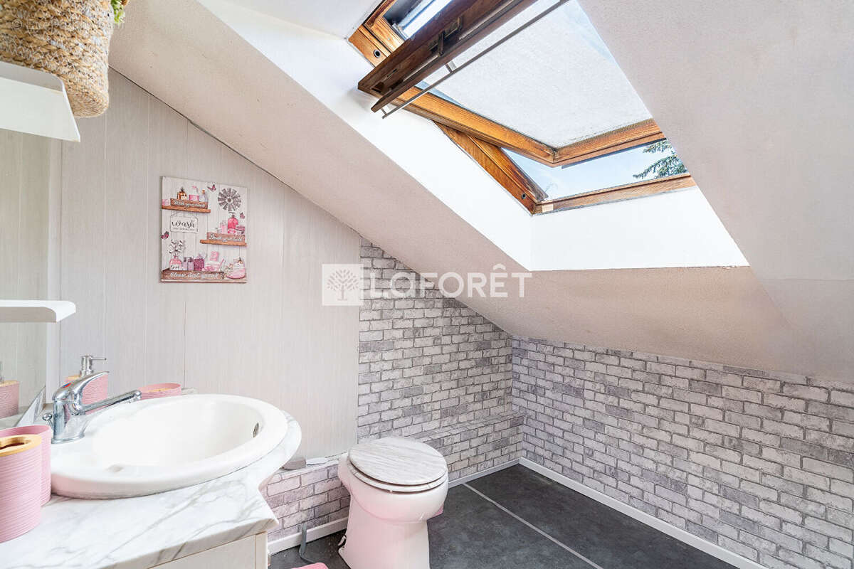 Maison Juziers 6 pièce(s) 85 m2 - photo 12