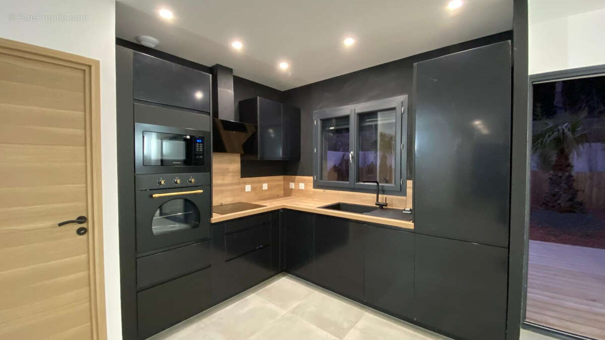 Maison à FERRALS-LES-CORBIERES