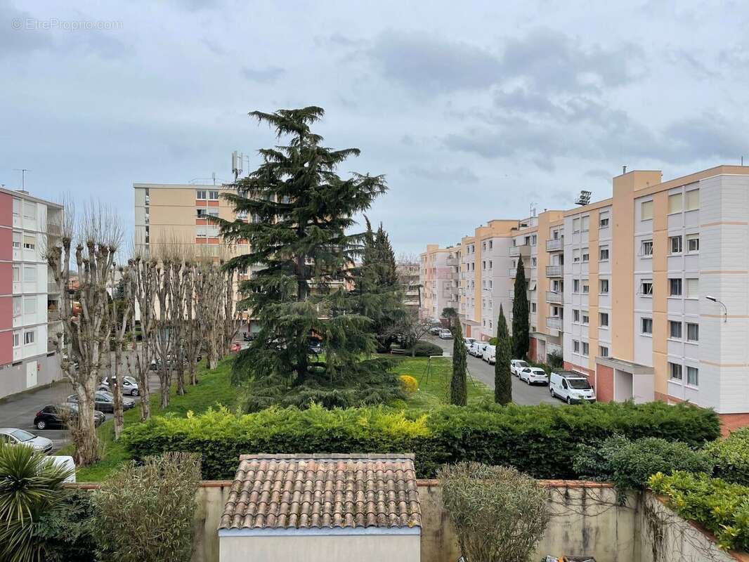 Appartement t4 dernier etage + balcon + garage + parking - photo 10