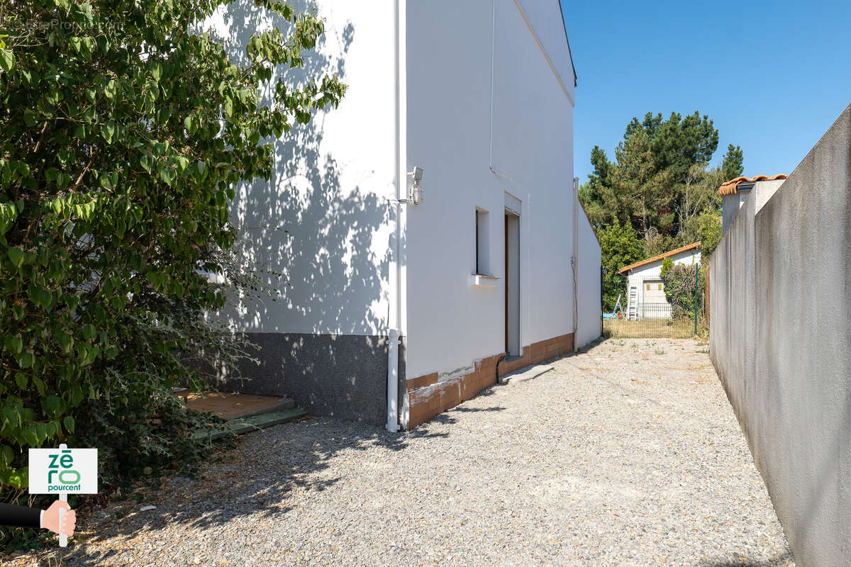À découvrir ! Grande maison familiale de 140 m2 avec jardin de 790m2   Quartier prisé de la Profondine - photo 24
