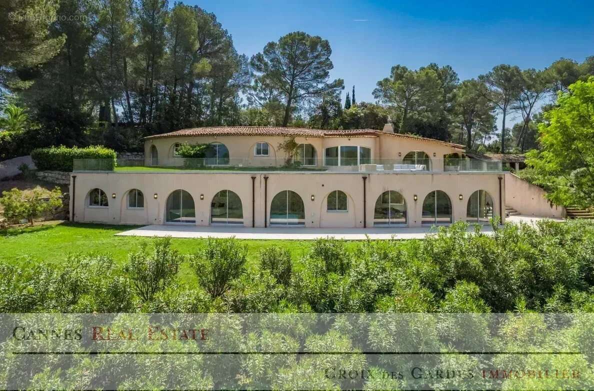 Maison à MOUANS-SARTOUX
