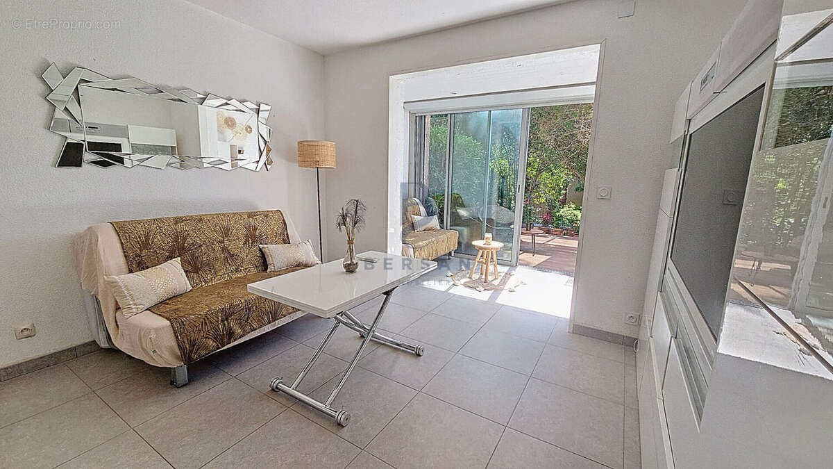Appartement à FREJUS
