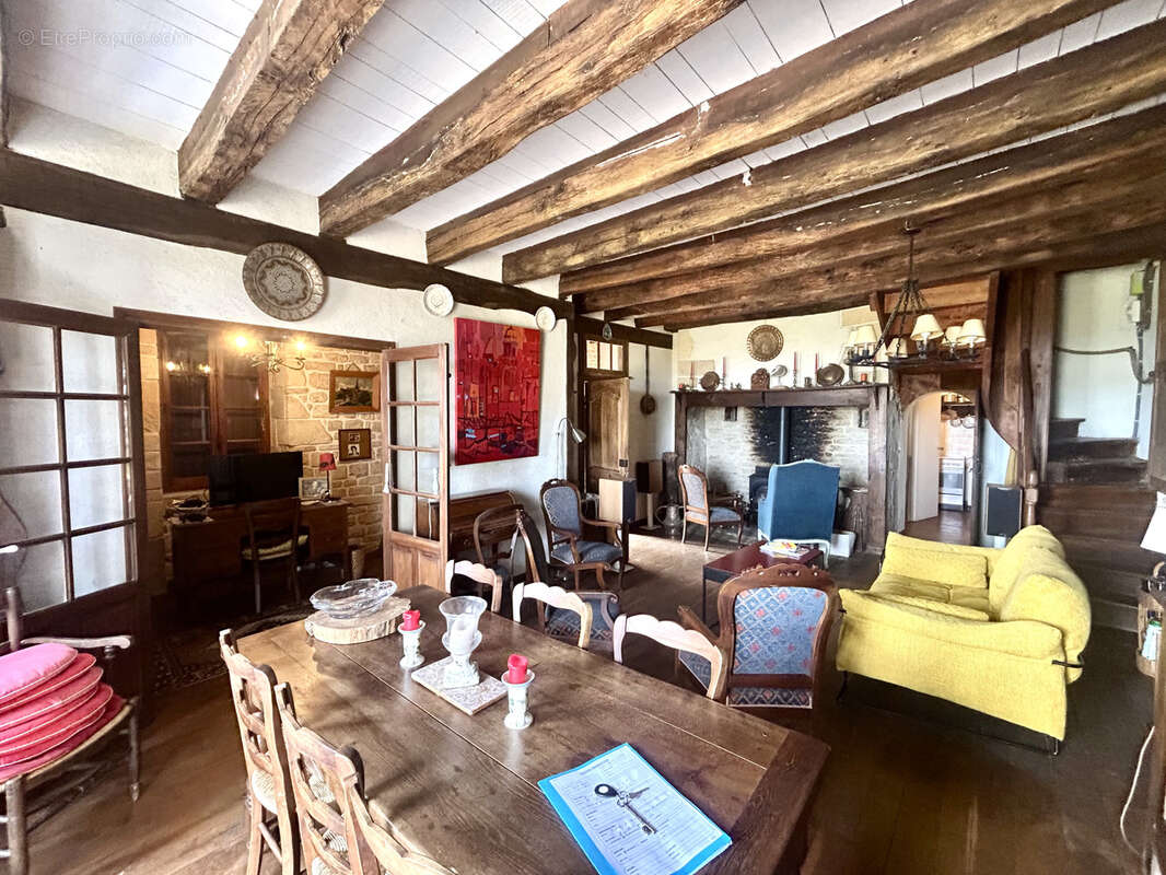Superbe ensemble en pierre avec une vue exceptionnelle - photo 10