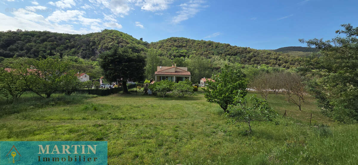 Maison à REYNES