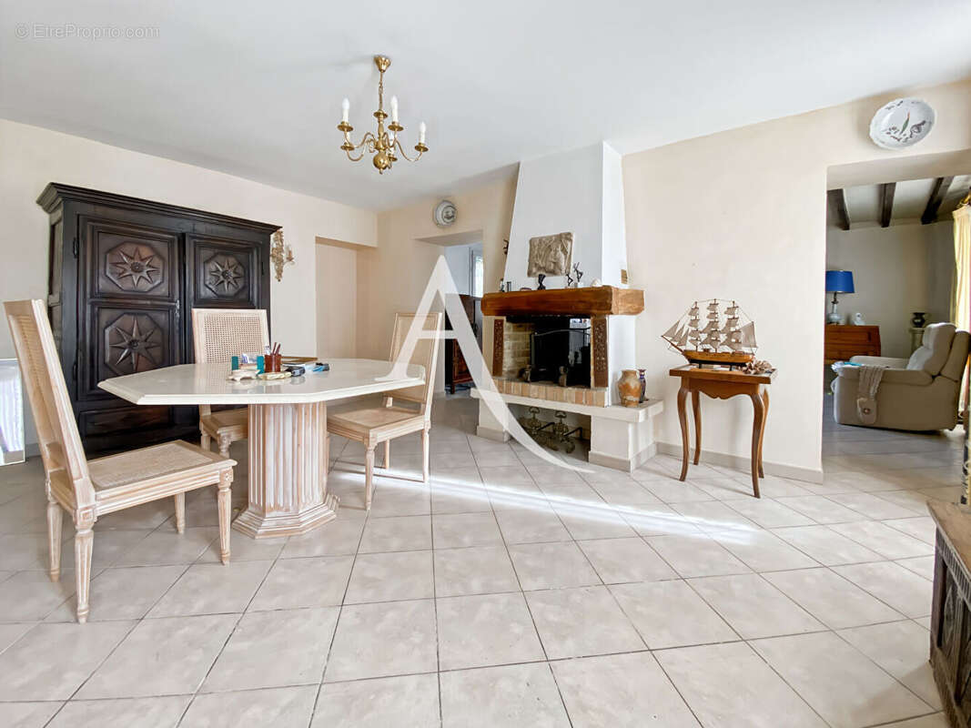 Maison à BOIS-D'ARCY