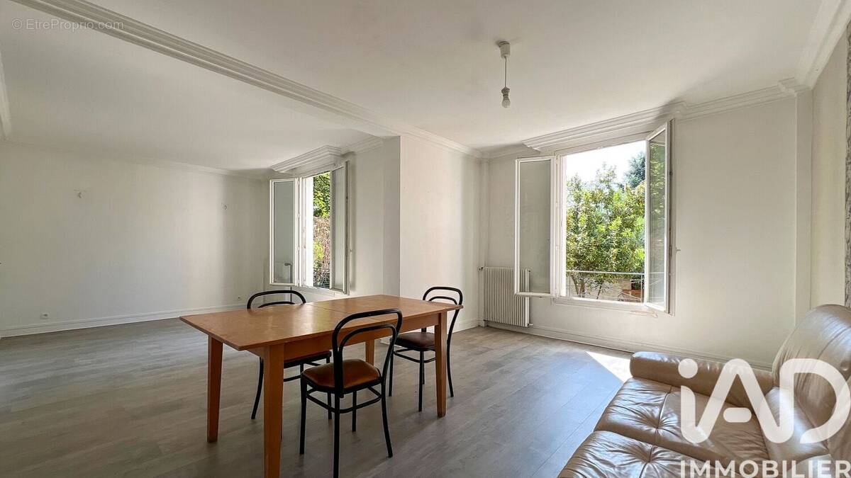 Photo 1 - Maison à LE PERREUX-SUR-MARNE