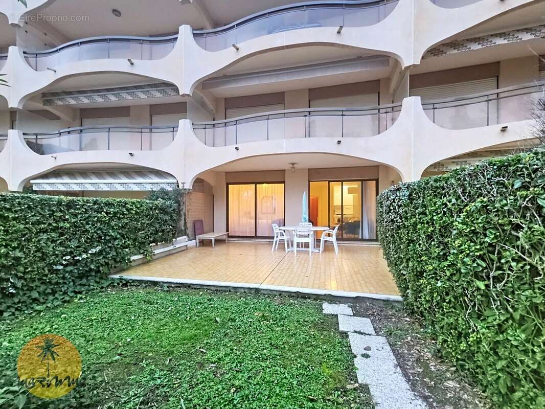 Appartement à VILLENEUVE-LOUBET