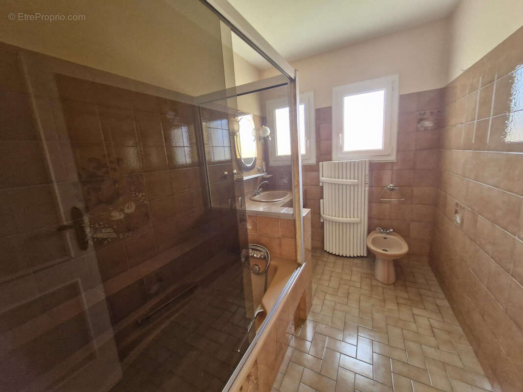 Maison à MESCHERS-SUR-GIRONDE