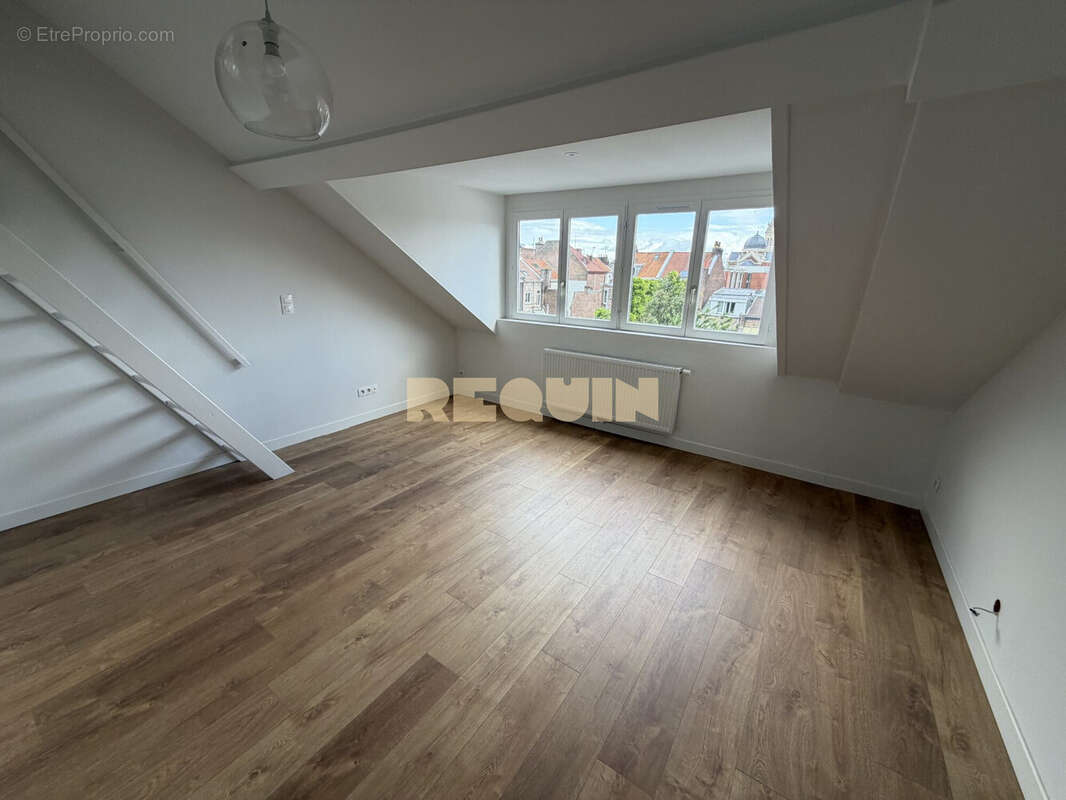 Appartement 40 m² à Lille  - photo 2