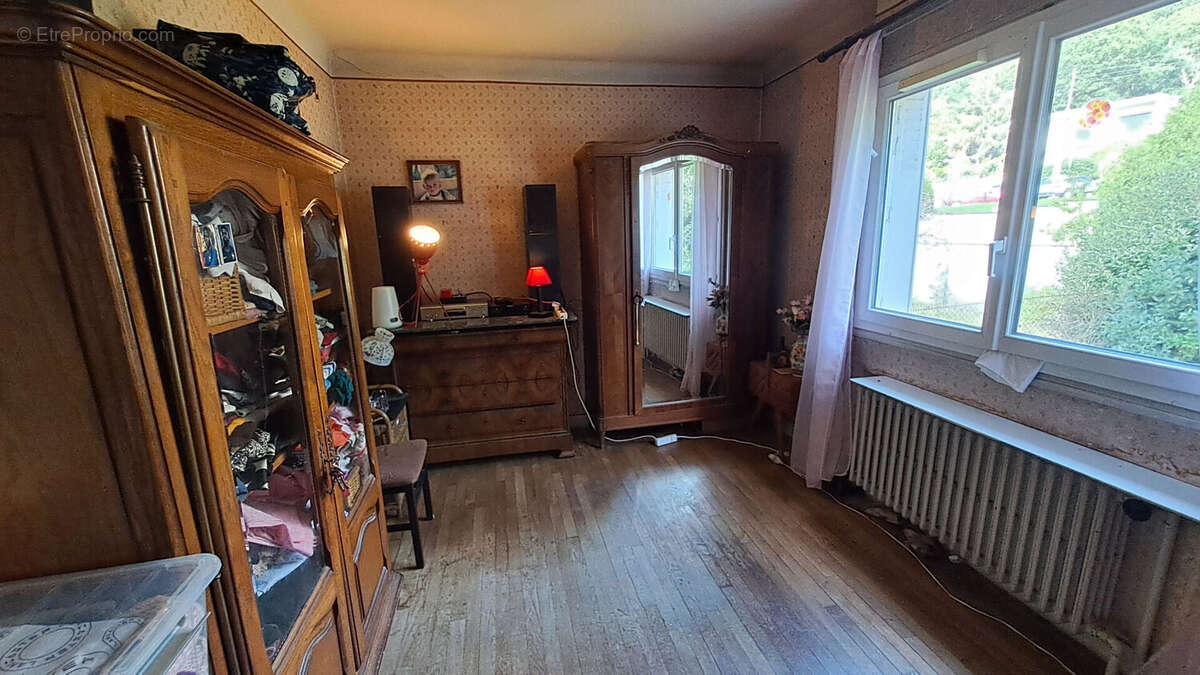 Maison à SAINT-REMY-LES-CHEVREUSE