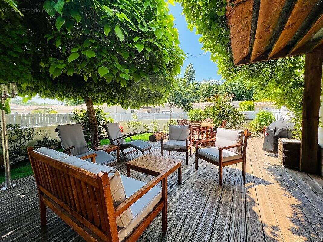 Maison à LES MATHES