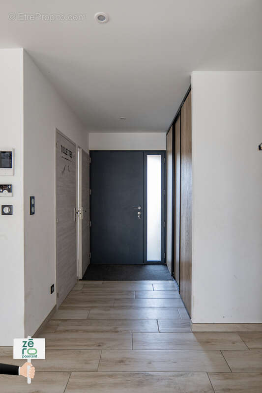 Maison à CHAMPAGNE-LES-MARAIS