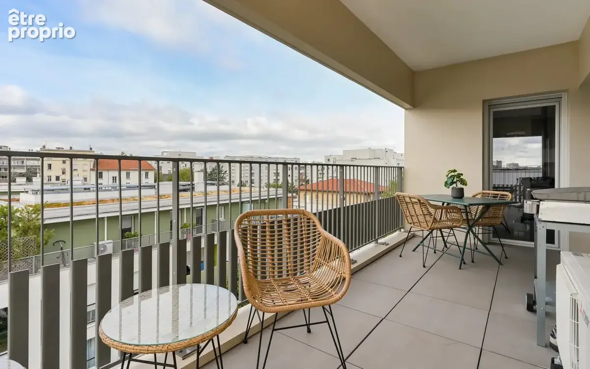 Lyon 8 - 74m² - 1 chambre – Terrasse – Vue Panoramique – Garage inclus - photo 8