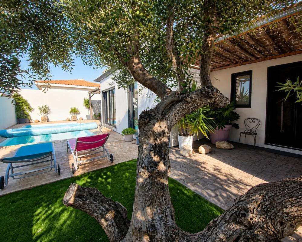 Belle villa contemporaine de 5 pièces de 136 m² à Perpignan Sud - photo 2