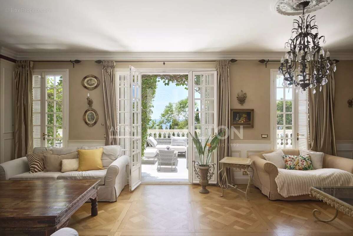Maison à CAP-D'AIL