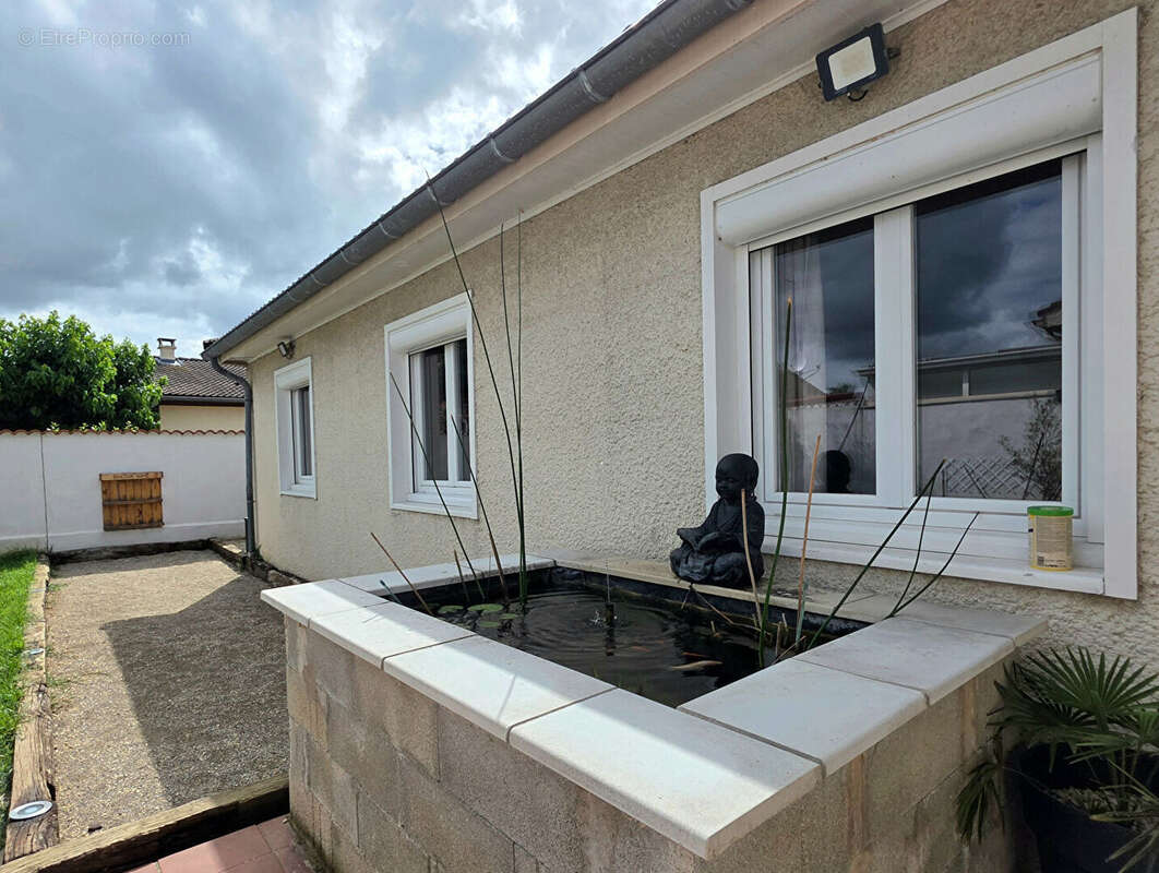 Maison à ROMANS-SUR-ISERE