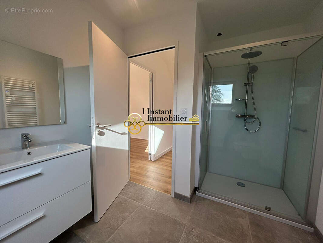 Maison à PLOUNEVEZ-LOCHRIST