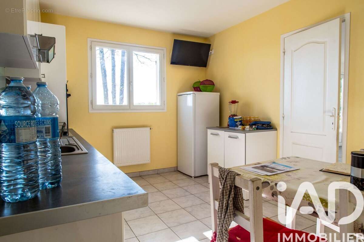 Maison 121 m² à Trigueres  - photo 8