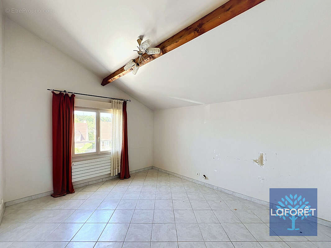 Maison Boutigny-sur-essonne 7 pièces 135 m2 - 1500m² DE TERRAIN ET DOUBLE GARAGE - photo 6