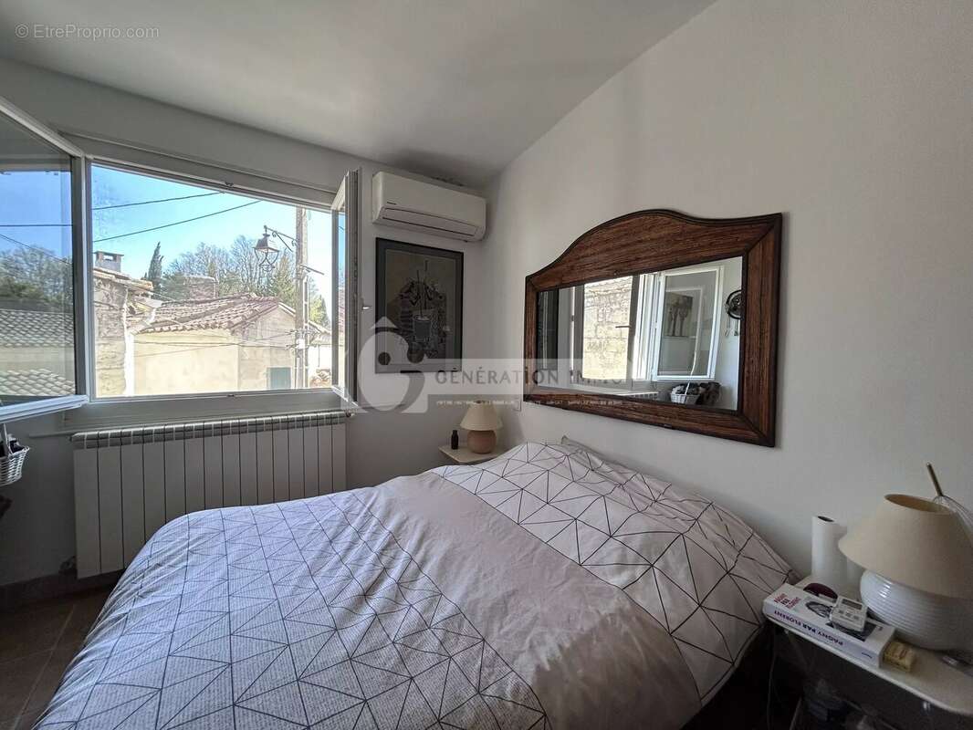 Maison à FONTVIEILLE