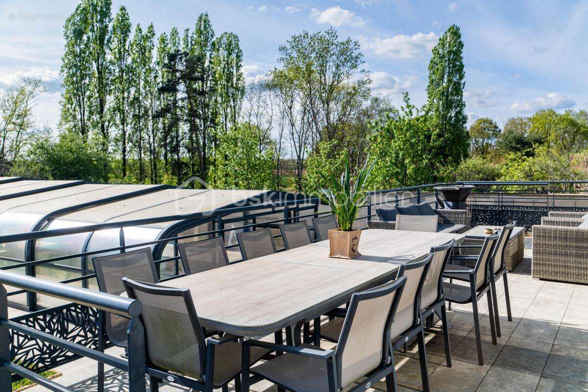 Maison à VILLENEUVE-LES-BORDES