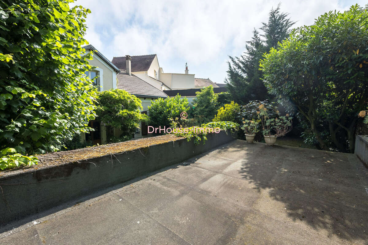 Maison à MANTES-LA-JOLIE