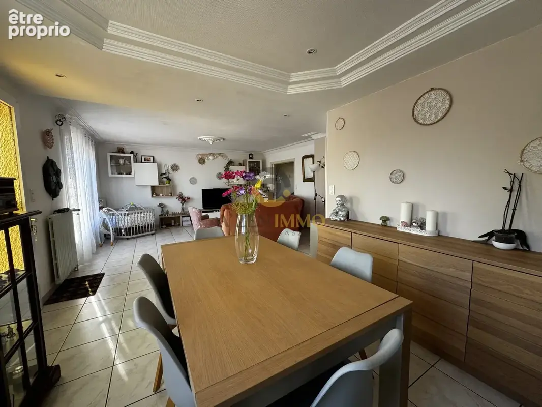 Maison 5 pièces 125 m² à vendre à Les Herbiers (85500) - photo 2