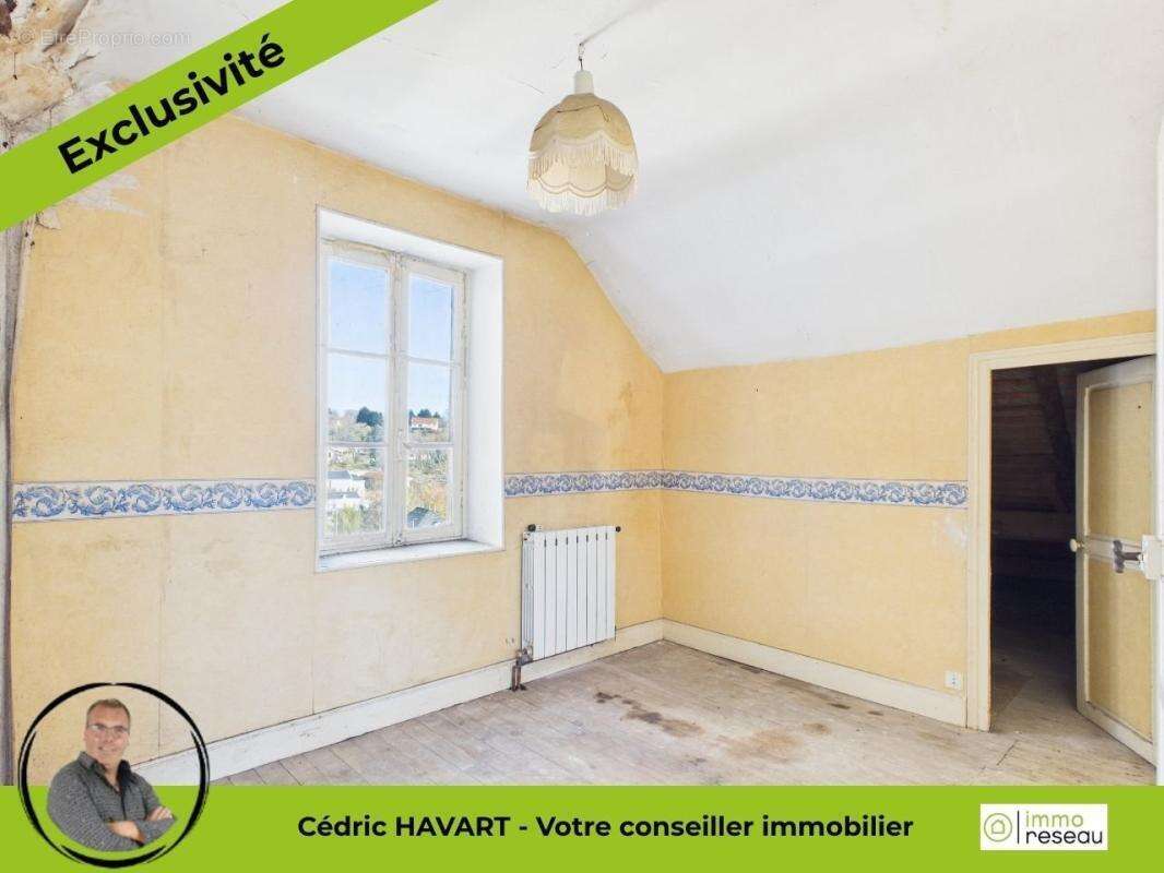 Maison à LE PONT-CHRETIEN-CHABENET